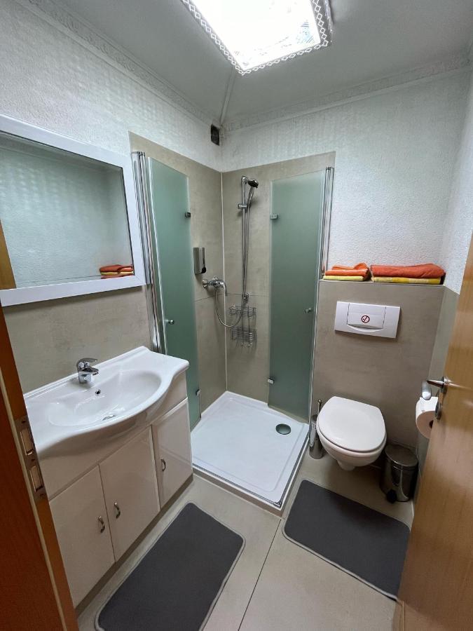 Ruhige Geraeumige Wohnung Пфорцхайм Экстерьер фото