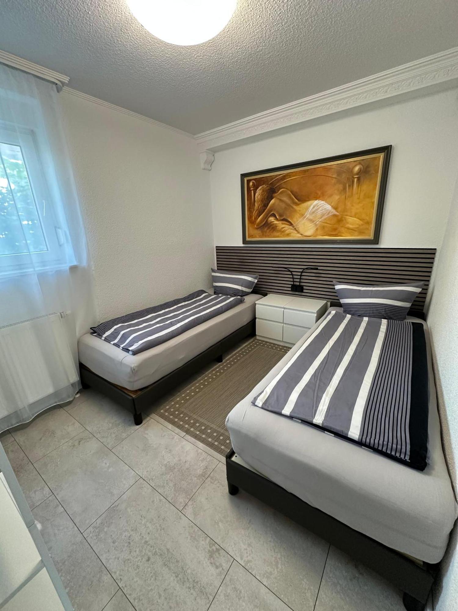 Ruhige Geraeumige Wohnung Пфорцхайм Экстерьер фото